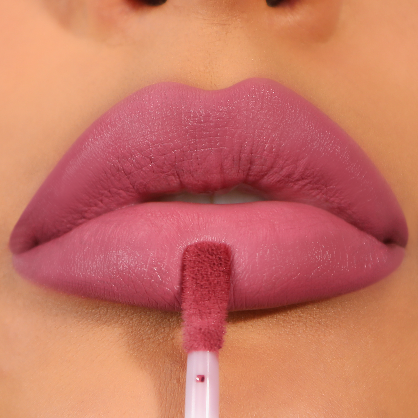LIP DIVINE LIQUID LIPSTICK - MOIRA