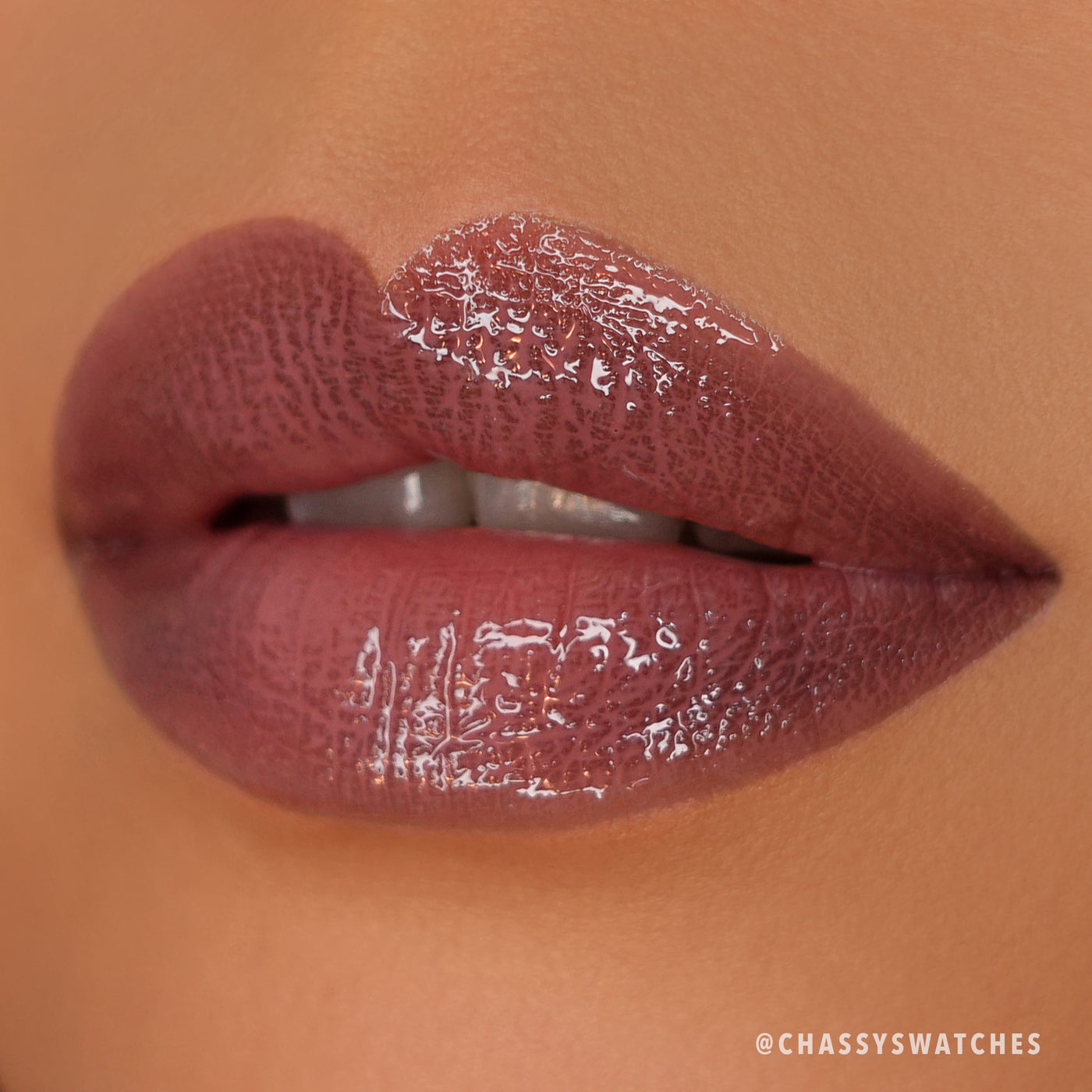 GLOW GETTER HYDRATING LIP OIL - MOIRA BEAUTY