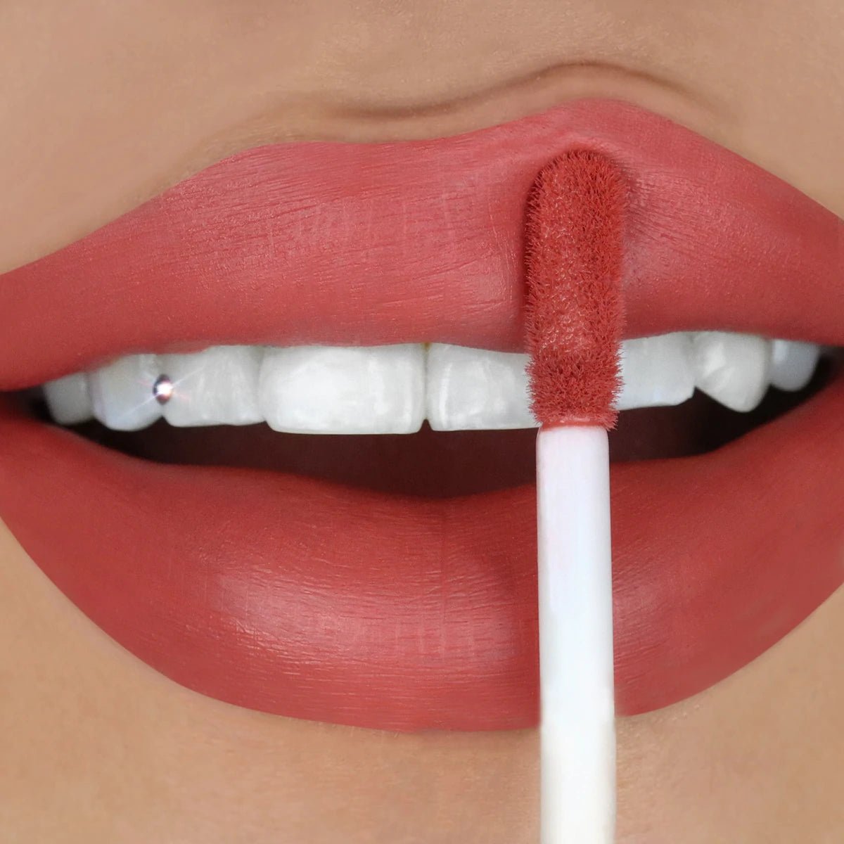 LIP PAINT VELVET STAY SOFT SIDE LABIAL LIQUIDO - BEAUTY CREATIONS
