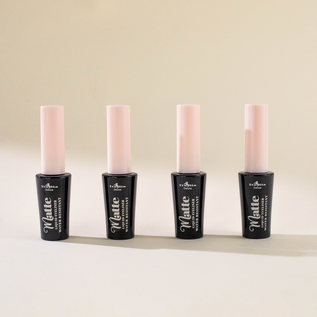 DELINEADOR OJOS MATTE BLACK LIQUID EYELINER - ITALIA DELUXE