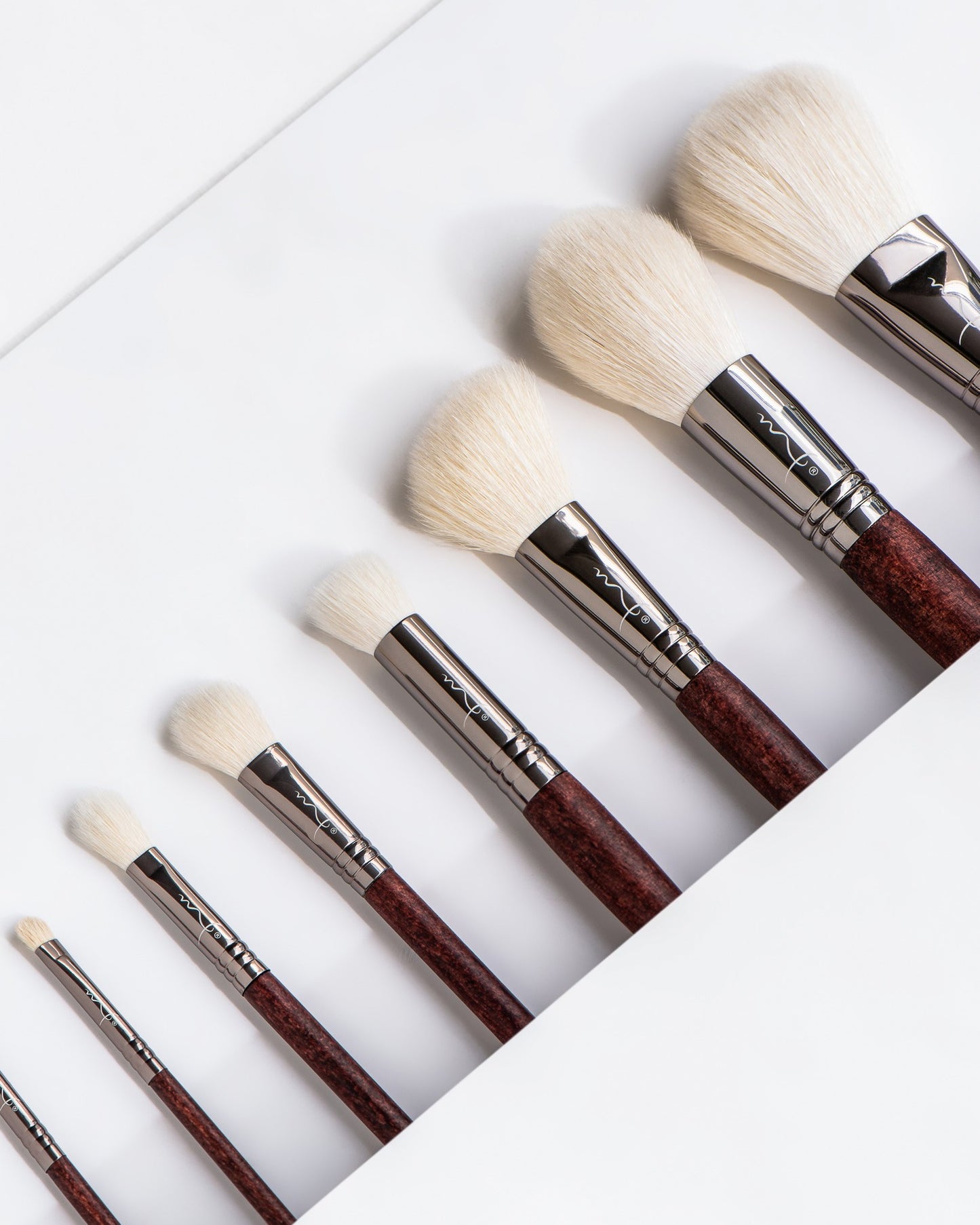 KIT DE BROCHAS SENSIVITE 27 PZAS - MARIFER COSMETICS