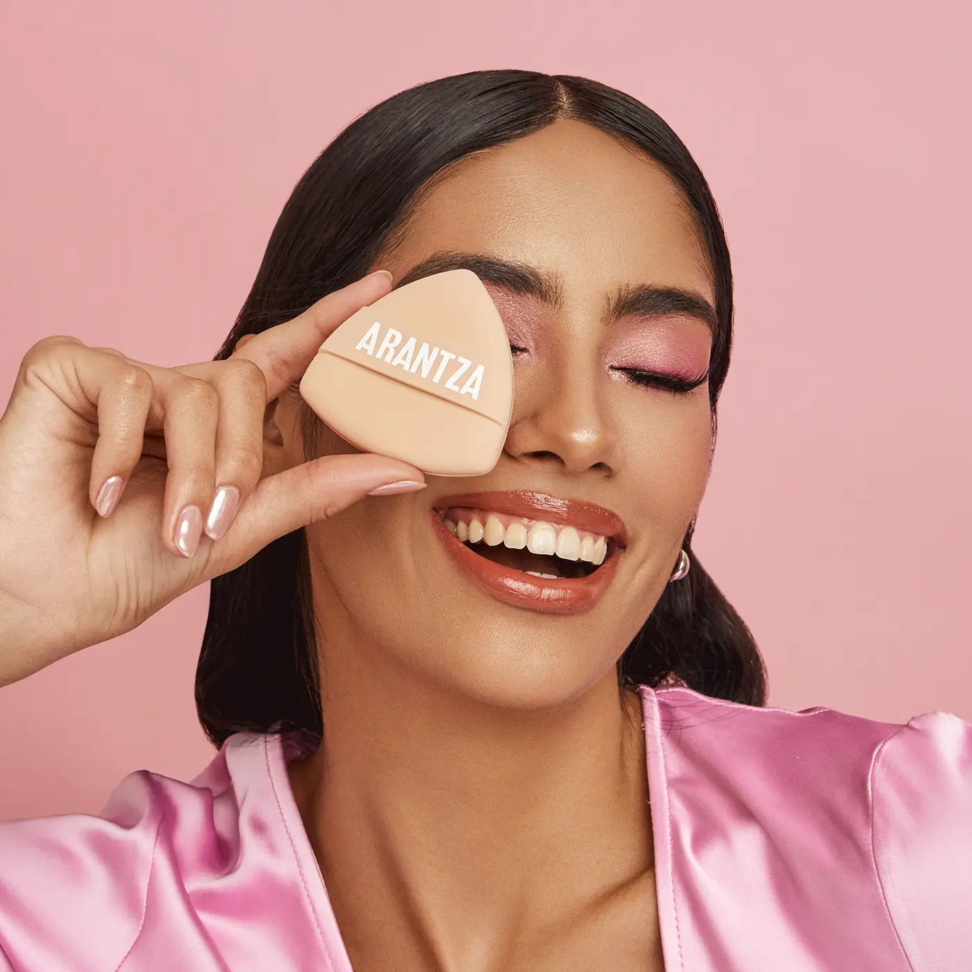 MAKE IT BLEND ESPONJA DE RUBYCELL BEIGE - ARANTZA COSMETICS