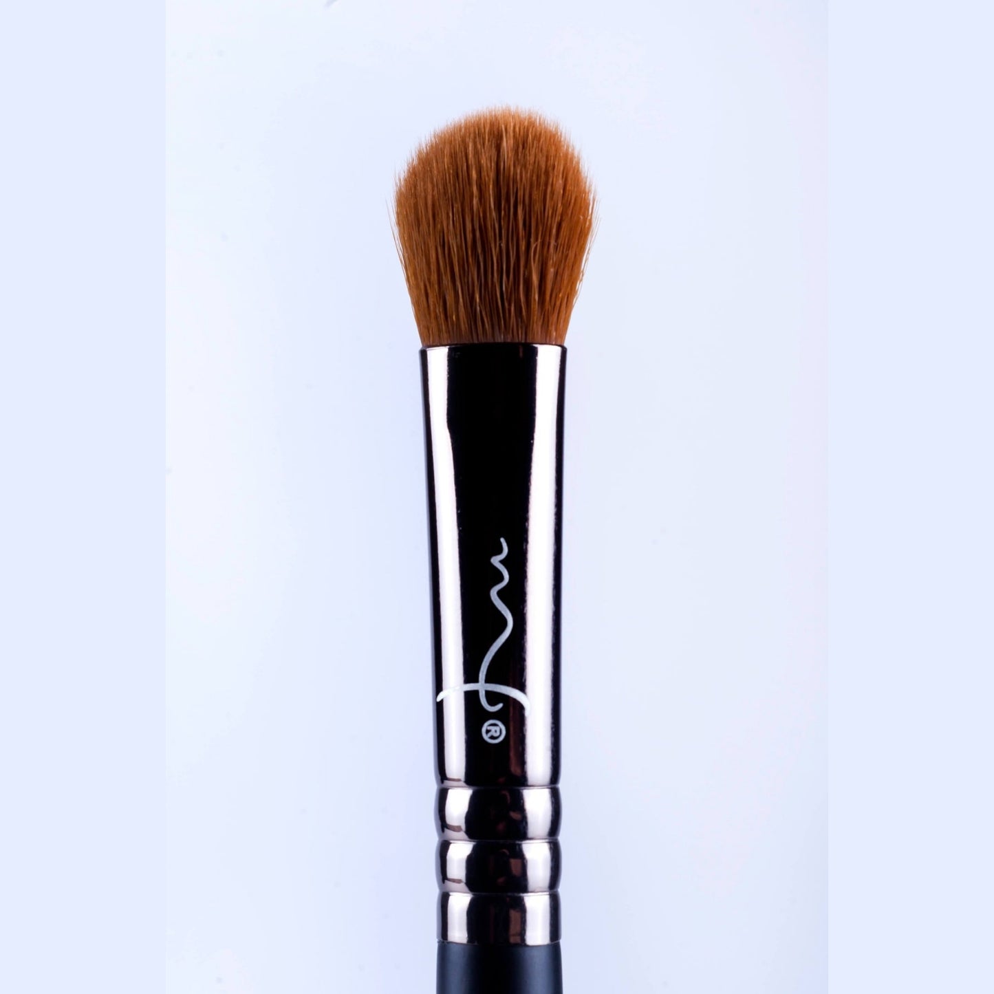 BROCHA PLANA PARA APLICAR 1211 - MARIFER COSMETICS