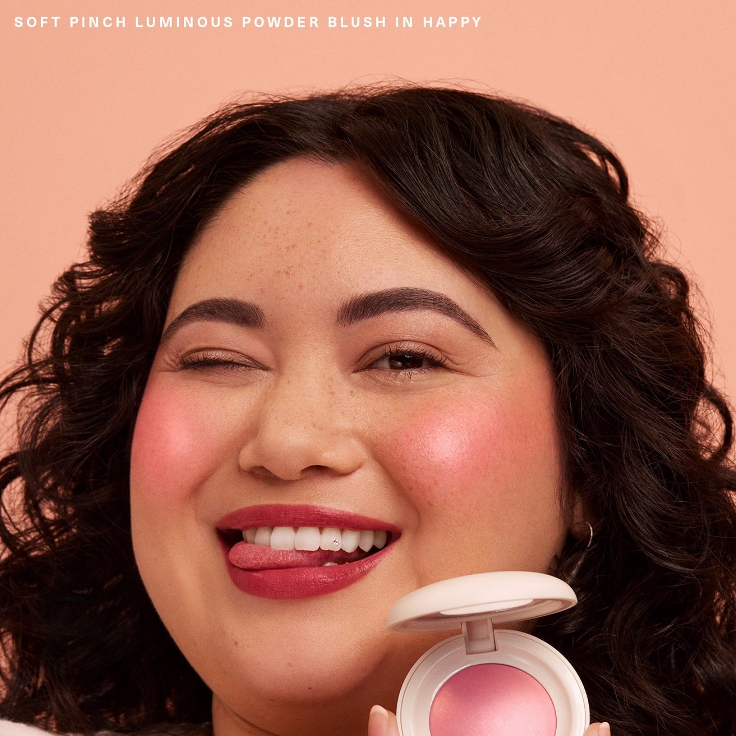SOFT PINCH LUMINOUS POWDER BLUSH HAPPY - RARE BEAUTY