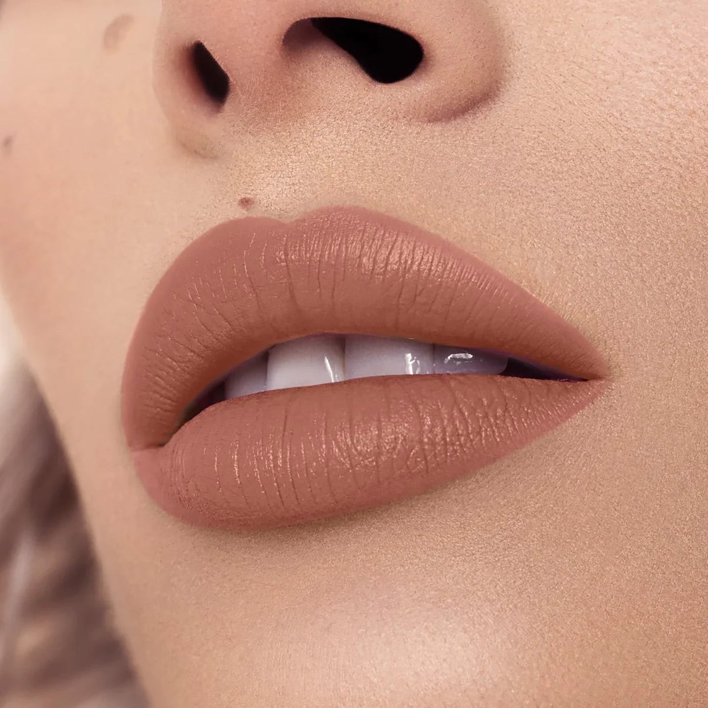 LABIAL EN BARRA DIRTY THOUGHTS TEASE ME - BEAUTY CREATIONS