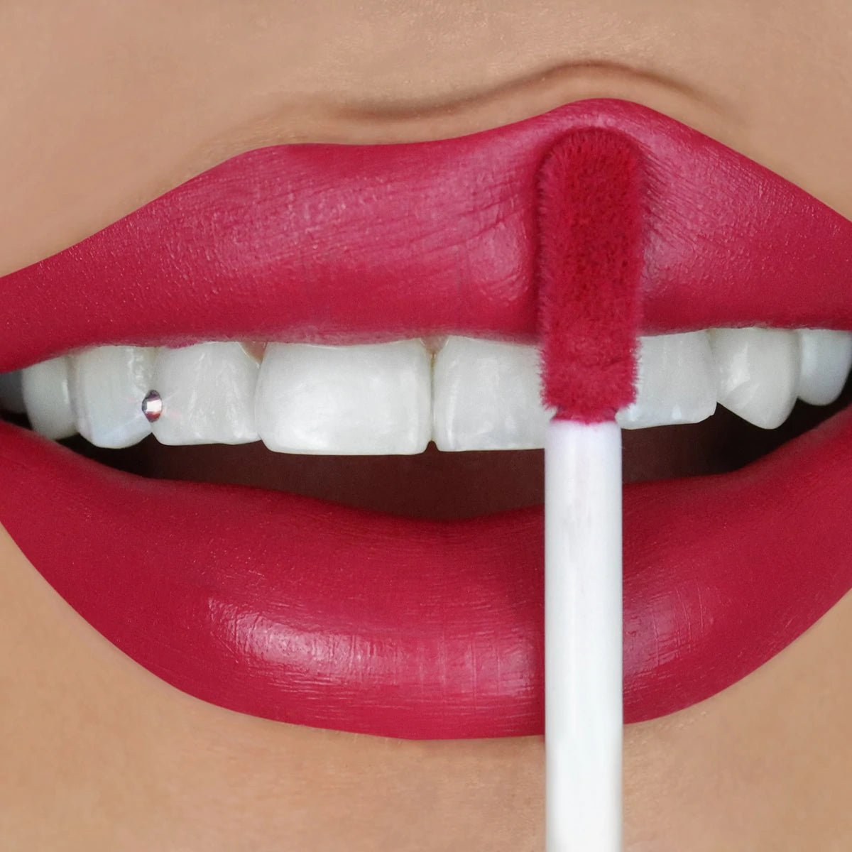 LIP PAINT VELVET STAY BERRY ME LABIAL LIQUIDO - BEAUTY CREATIONS
