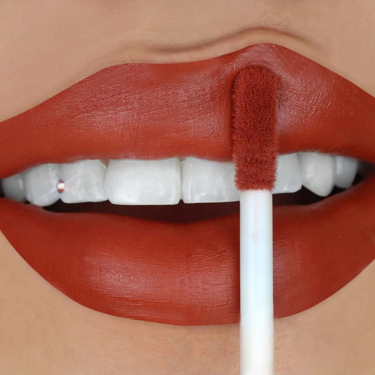 LIP PAINT VELVET STAY FOXY LABIAL LIQUIDO - BEAUTY CREATIONS