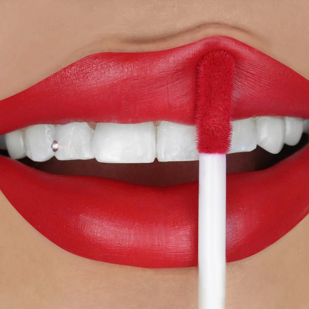 LIP PAINT VELVET STAY RED AFFAIR LABIAL LIQUIDO - BEAUTY CREATIONS