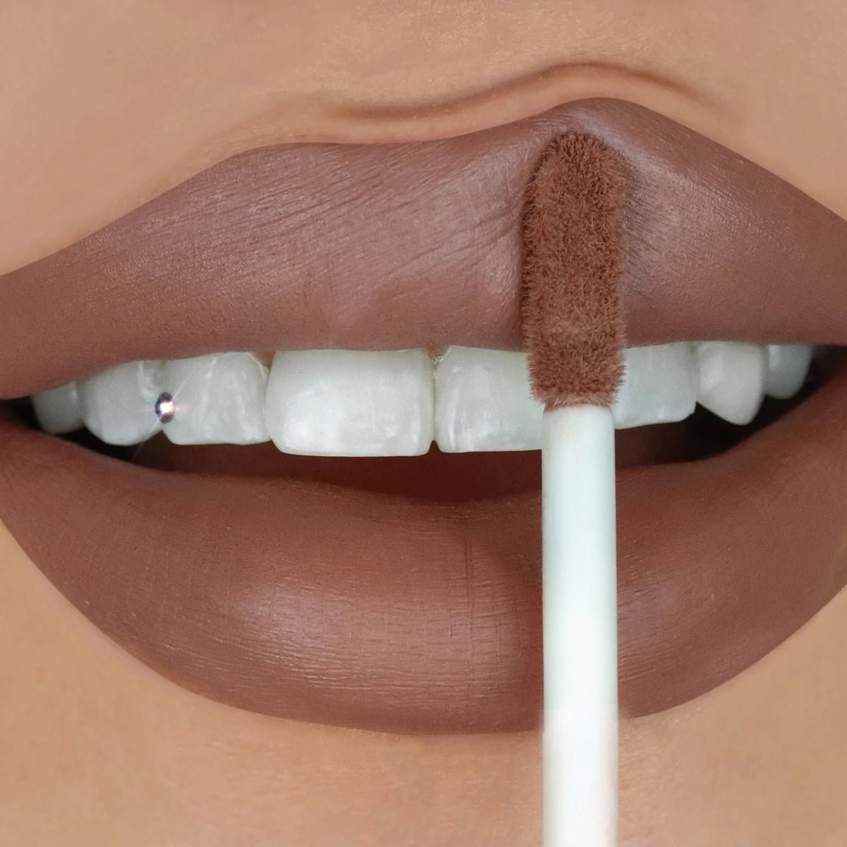 LIP PAINT VELVET STAY TRUFFLE LABIAL LIQUIDO - BEAUTY CREATIONS